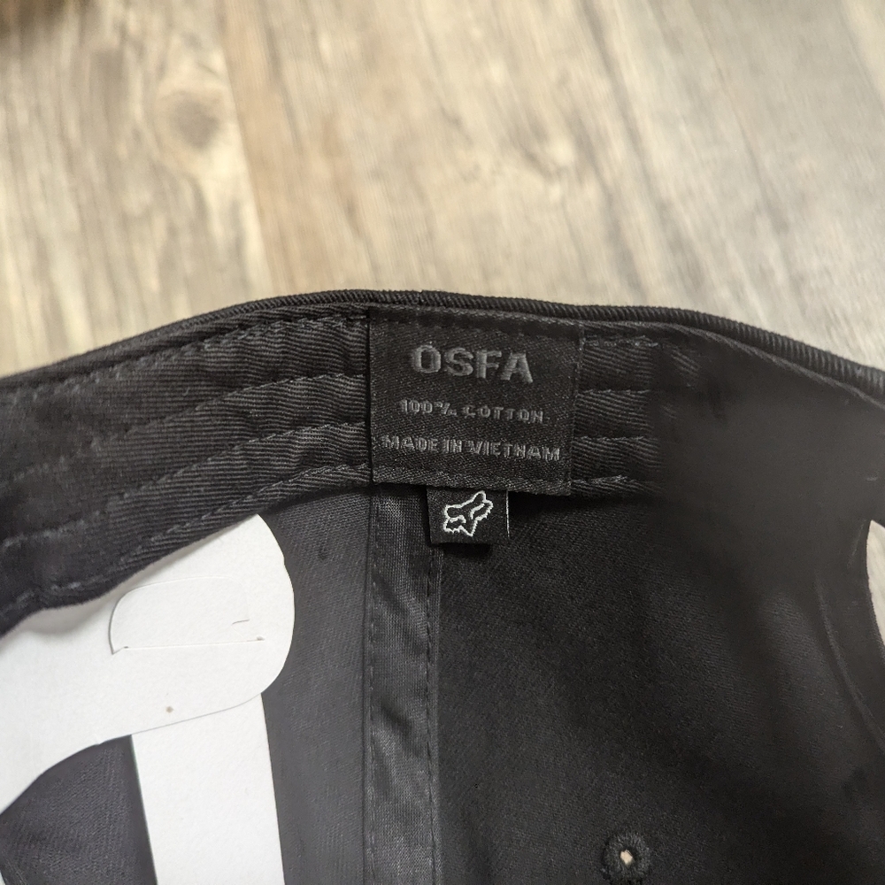 Fox Still In Snapback - Picture 8 of 9